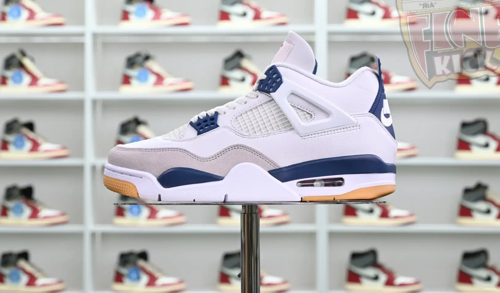 Jordan Air Jordan SB “NAVY” 4 0402